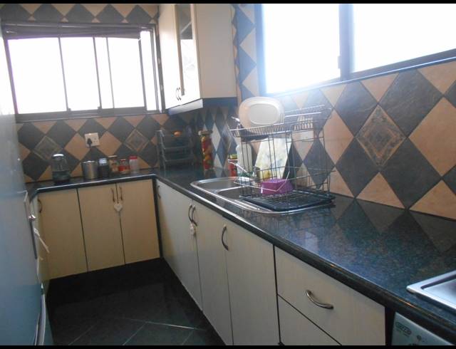 3 BEDROOM APARTMENT TO LET IN SOUTH BEACH